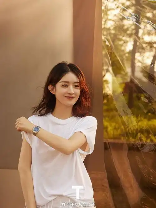 赵丽颖最新大片曝光桃粉色抹胸秀蛮腰清纯诱惑