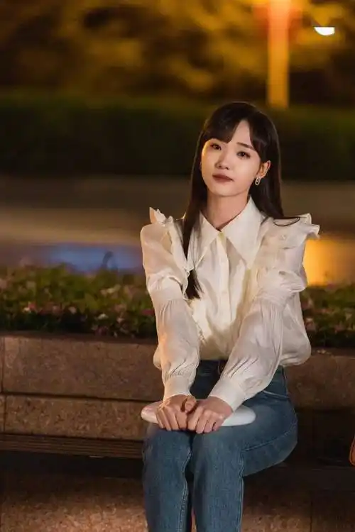 吕小雨:在"小城"里,演"大段"人生_曲文文_威廉_角色