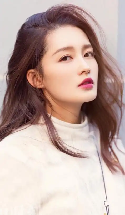 李沁国家秘密培养她9年,转身却踏进娱乐圈,背后原因令人感慨