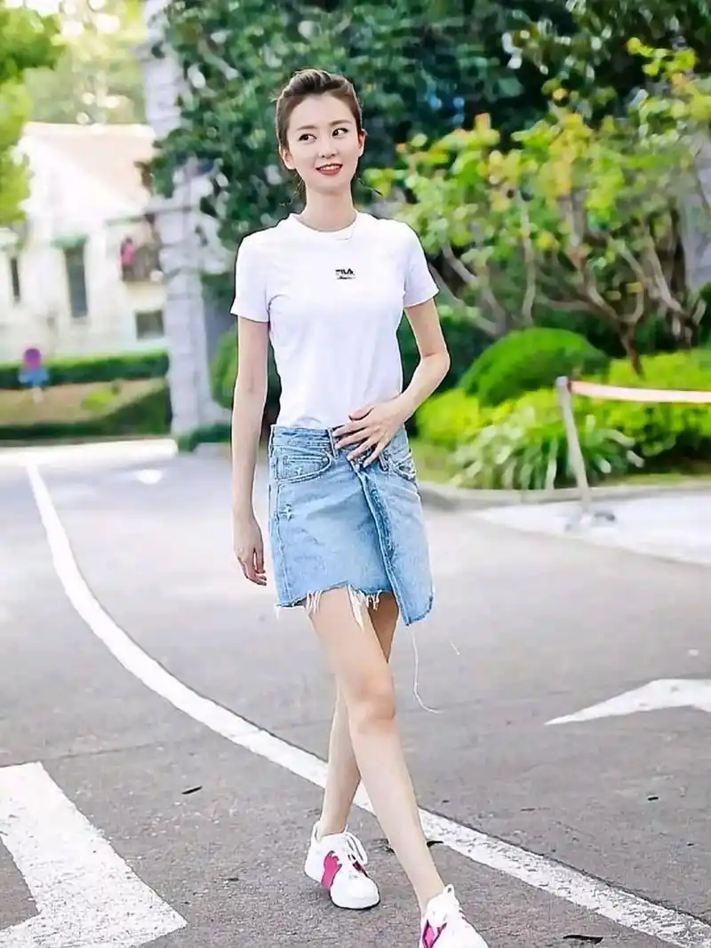 乔欣,一九九三年出生于哈尔滨,内地影视演员,身高一百七十二公分,体重