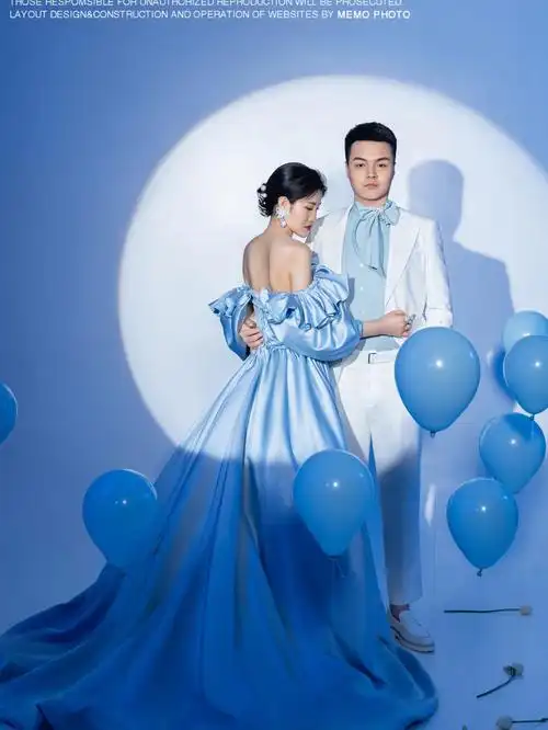 蓝色光影婚纱照你心目中的白月光