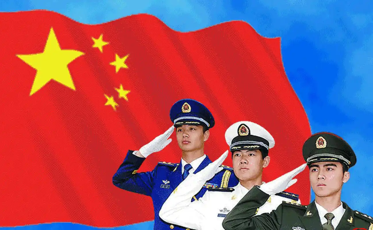 排名分先后  在中国的部队里,衡量一个战斗员的