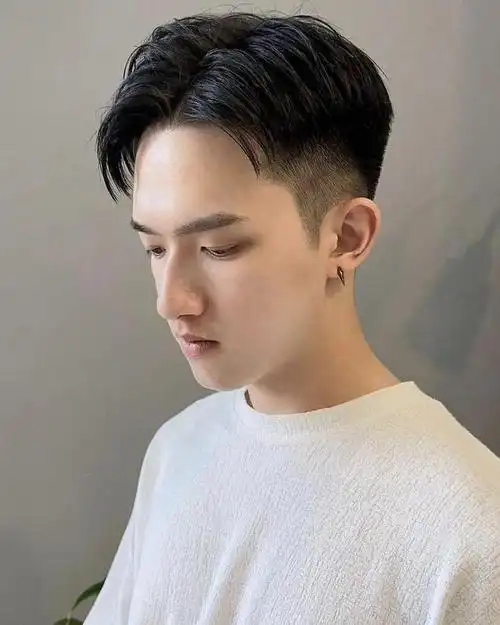 20岁左右的男生建议剪这3款发型又奶又帅气