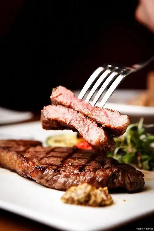 牛排是西餐中的经典菜品,也是很多人钟爱的美食之一.