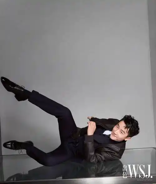 黄轩登《出色wsj.