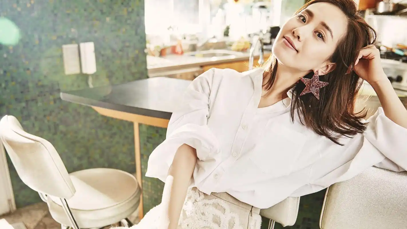 刘诗诗时尚气质写真图片桌面壁纸