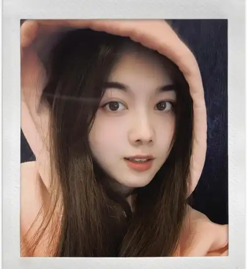 女朋友的自拍杆05