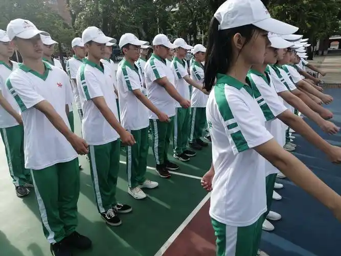 嘉积中学2020级高一(16)班军训纪实(一)