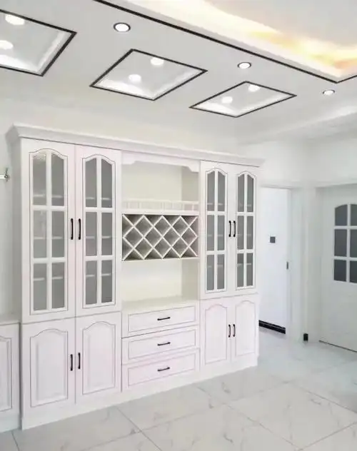 有故事的酒柜图片2