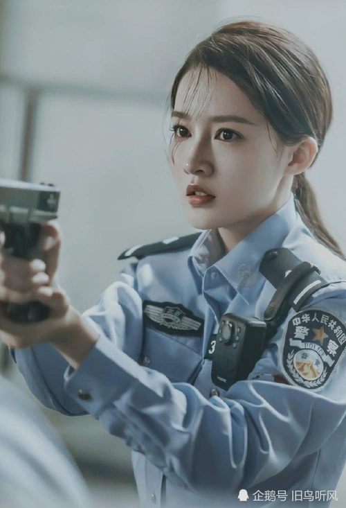 亲爱的戎装重磅开机黄景瑜李沁共筑热血军旅新篇章这搭档怎样