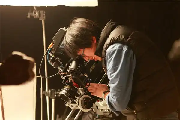 《致青春2》导演周拓如:请不要与国产片为敌-手机新民网