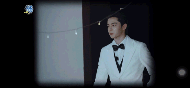 刘耀文插兜失败