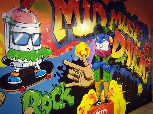 mid街舞工作室原创涂鸦墙