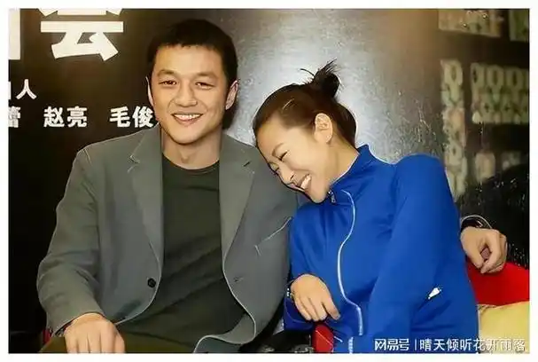 曾惨遭李亚鹏背叛,现在的她,只恋爱不管婚姻|柯蓝|李泉|黄志忠_网易