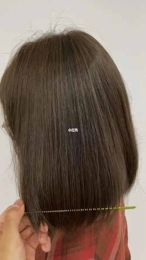 96亚麻冷棕色 无需褪色漂色的质感发色,_冷棕色_发色_国贸商城攻略