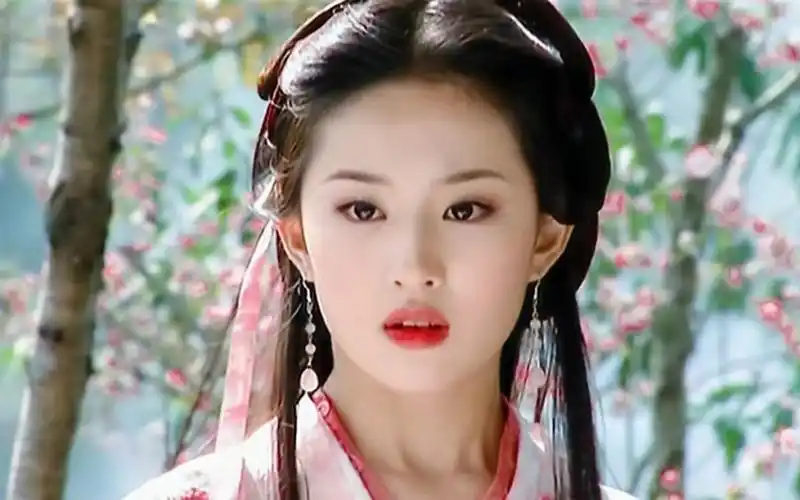 【天龙八部&刘亦菲】人面桃花,笑语嫣然,原来小说里倾国倾城是真的