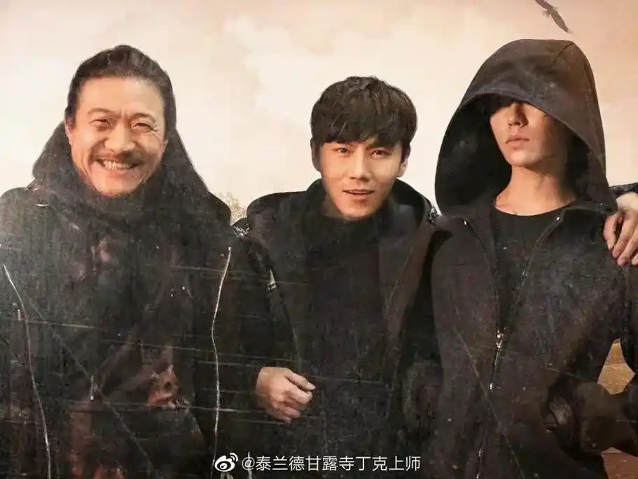 张起灵是吴邪此生翻不过的长白雪山,吴邪是黎簇此生难以走出的沙 - 抖