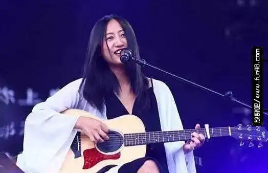 陈粒出柜女友祝星 现男友陈陈陈强行掰直性取向 - 育儿综合