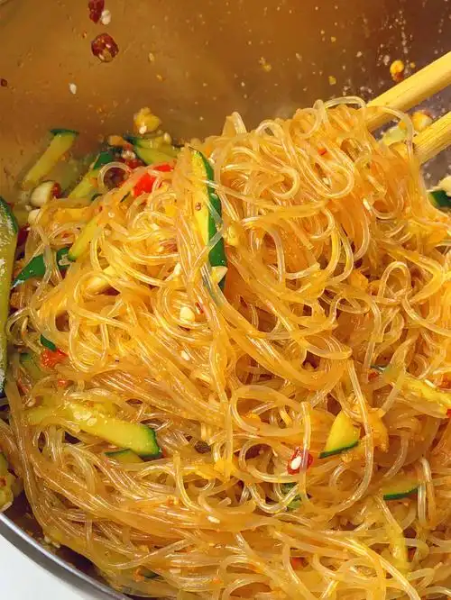 好吃到流泪的清爽凉拌粉丝😭