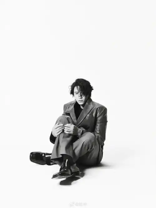 陈坤晒黑白质感大片心怀善意春暖花开3