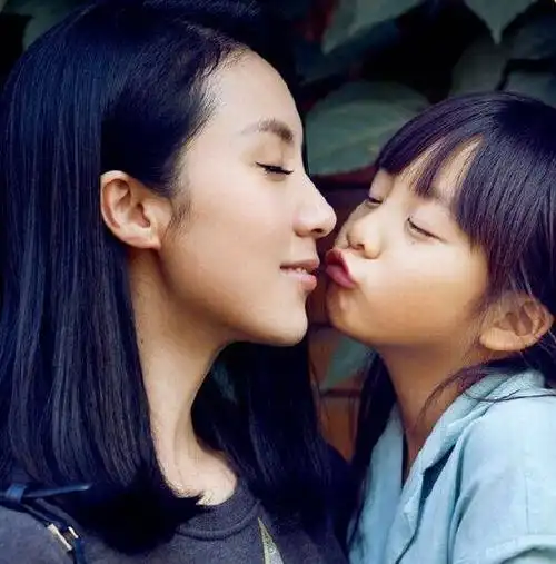 多多黄忆慈和多妈孙莉