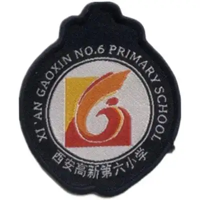 北京市第十八中学西安高新第六小学小学校校徽校标校服