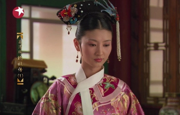 《甄嬛传》"沈眉庄"斓曦大婚 挺孕肚满脸幸福