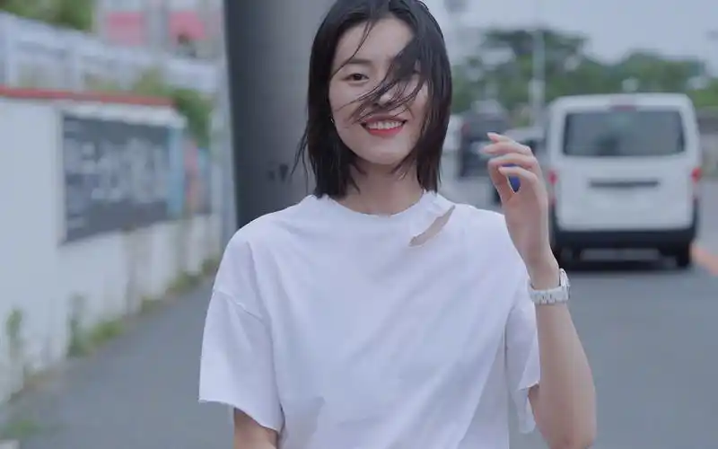 刘雯 我们们相爱吧 cut1_哔哩哔哩 (゜-゜)つロ 干杯~-bilibili