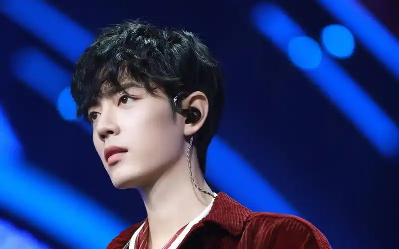 燃烧吧少年第九期肖战部分