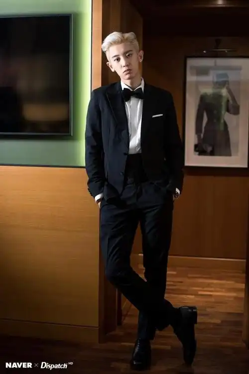 exo朴灿烈西装写真公开 帅气贵公子绝美侧颜引心动「组图」