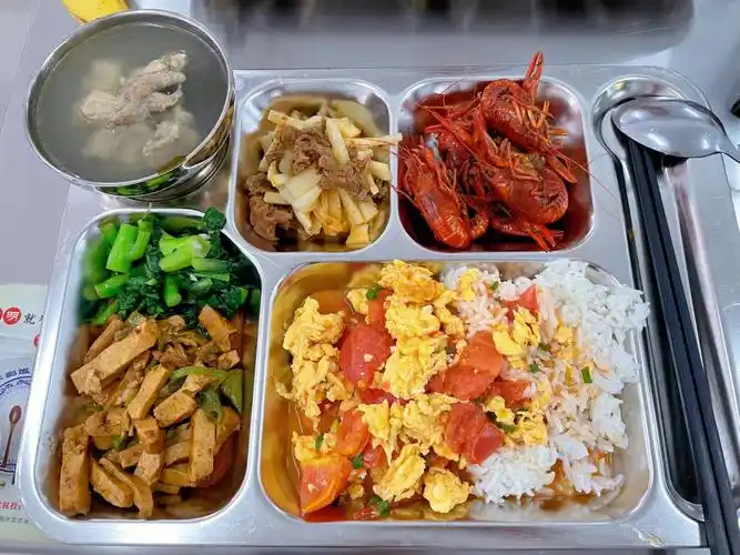 丰盛公务员单位食堂一周吃什么