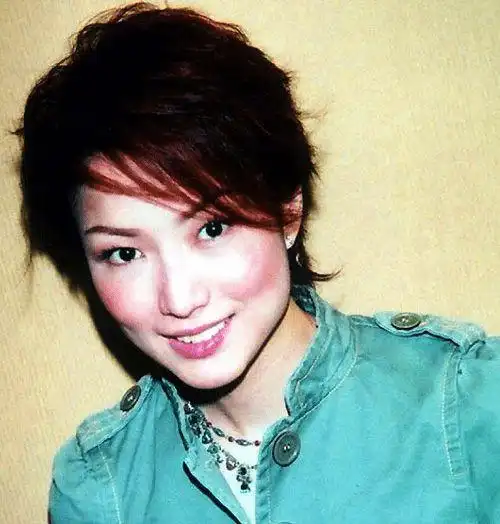 百变天后郑秀文的虐恋情史和她一辈子深爱的一个男人