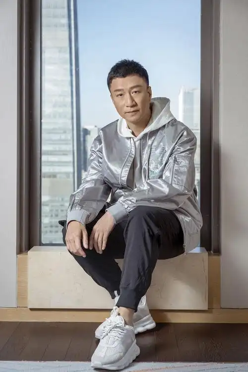 孙红雷演员一旦离开生活滋养肯定会枯萎