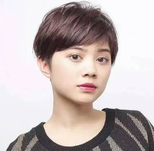 圆脸大脸女生适合什么发型短发 - 冷求网