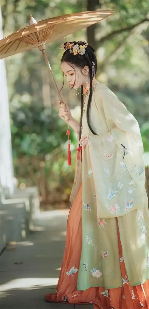 古装美女真人图画唯美古风女生真人高清图片