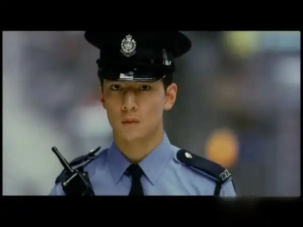 挡不住的魅惑:看男星军装制服秀