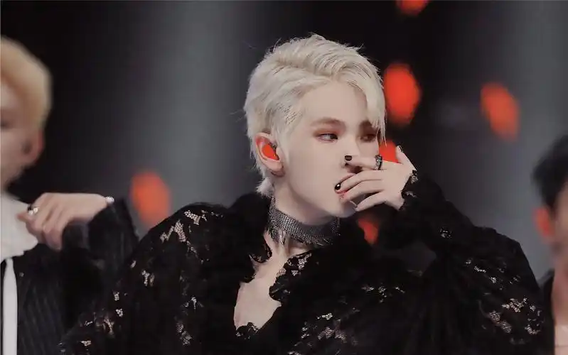 2020年5月r1se 上海演唱会彼方世界.周震南