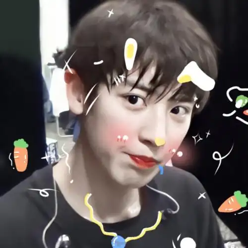 朴灿烈 | 来 看镜头比耶