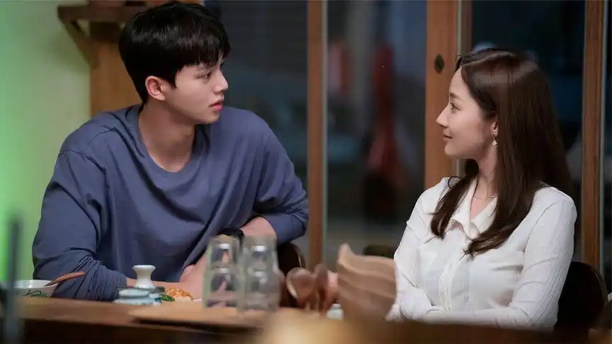 高甜韩剧来袭《气象厅的人们》,朴敏英宋江大谈姐弟恋
