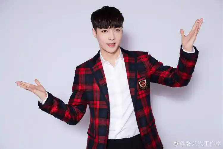 张艺兴 - 堆糖,美图壁纸兴趣社区