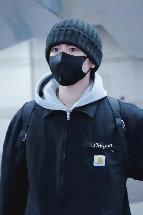 向全世界安利郝富申