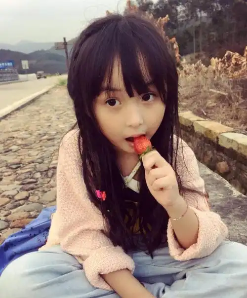 两岁出道年入百万,因太美被禁整容,现在的刘楚恬咋样啦