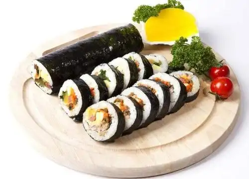 日式寿司,制作简单,有机的食材,热量超低,味道新鲜,造型漂亮