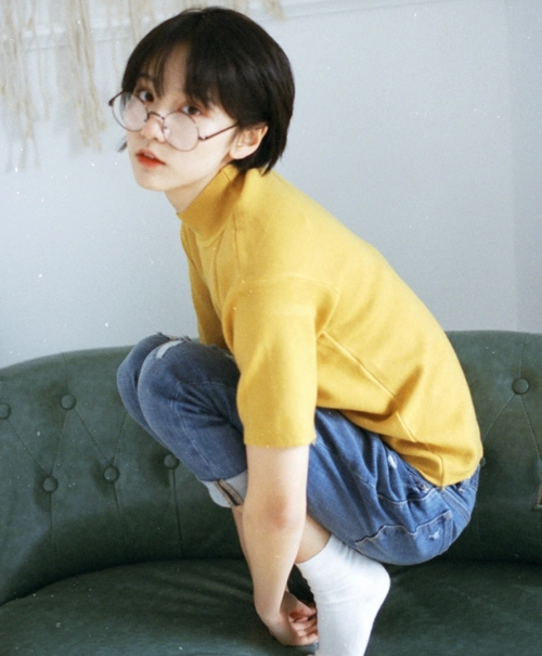 为了证明腿细诸葛大力穿上易显胖的白丝这腿真实存在吗