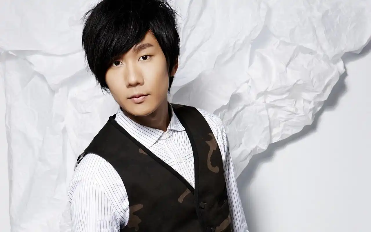 林俊杰高清桌面壁纸 林俊杰,帅哥明星,明星写真,win7壁纸