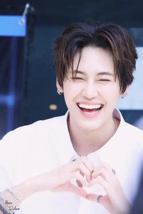 boun文总文娇娇老李头