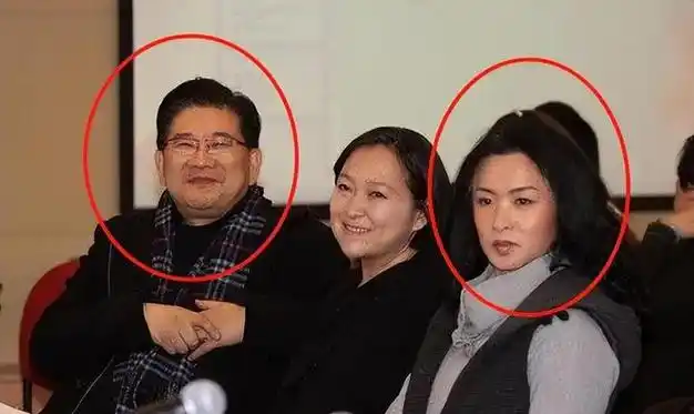 从上海第一主持人到被全网嘲笑曹可凡终于成功了