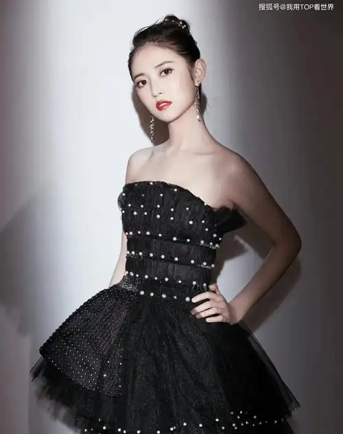 原创31岁陈钰琪才是真尤物这颜值这身材