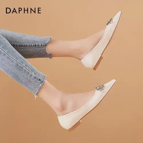 达芙妮浅口平底鞋女2021新款春季韩版百搭瓢鞋单鞋