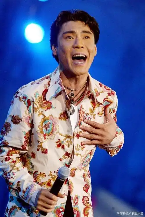 屠洪刚:前妻去世后,没钱给亲儿子交学费,却给继子买百万豪车!